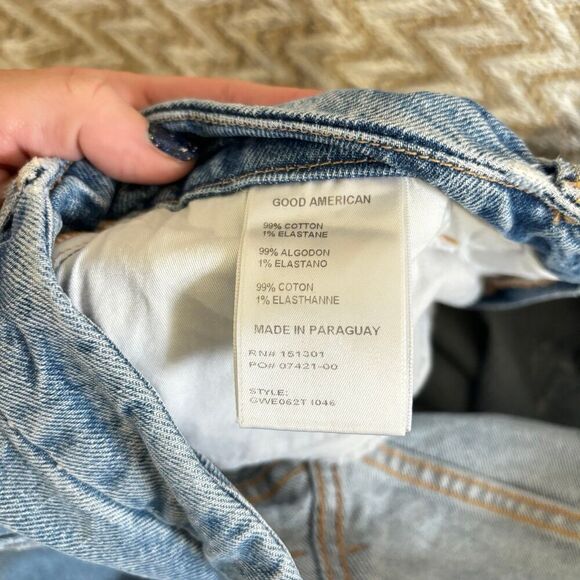 Good American The Weekender High Rise Loose Leg Jeans - Picture 6 of 6